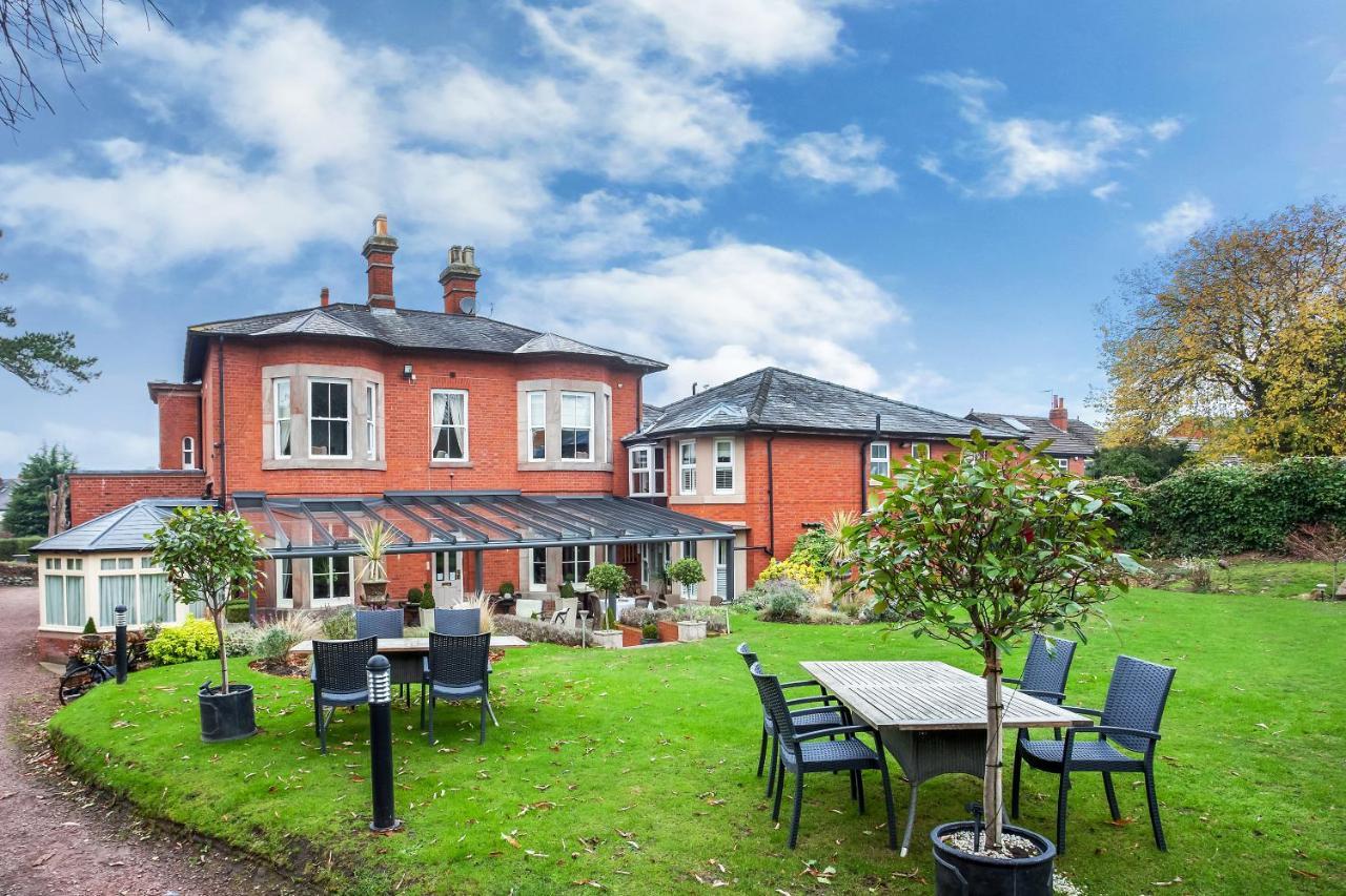 Alexandra Court Hotel Congleton Exterior foto